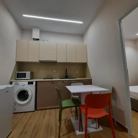Sky 1 Apartment *